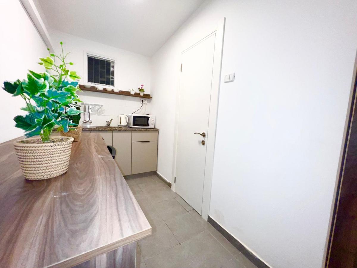 Aspentlv - Hacarmel Market Apartments & Studios テル・アビブ エクステリア 写真