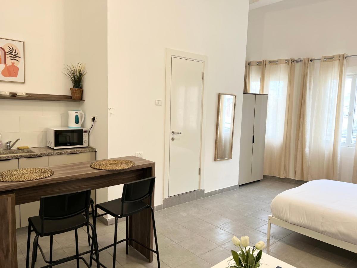 Aspentlv - Hacarmel Market Apartments & Studios テル・アビブ エクステリア 写真
