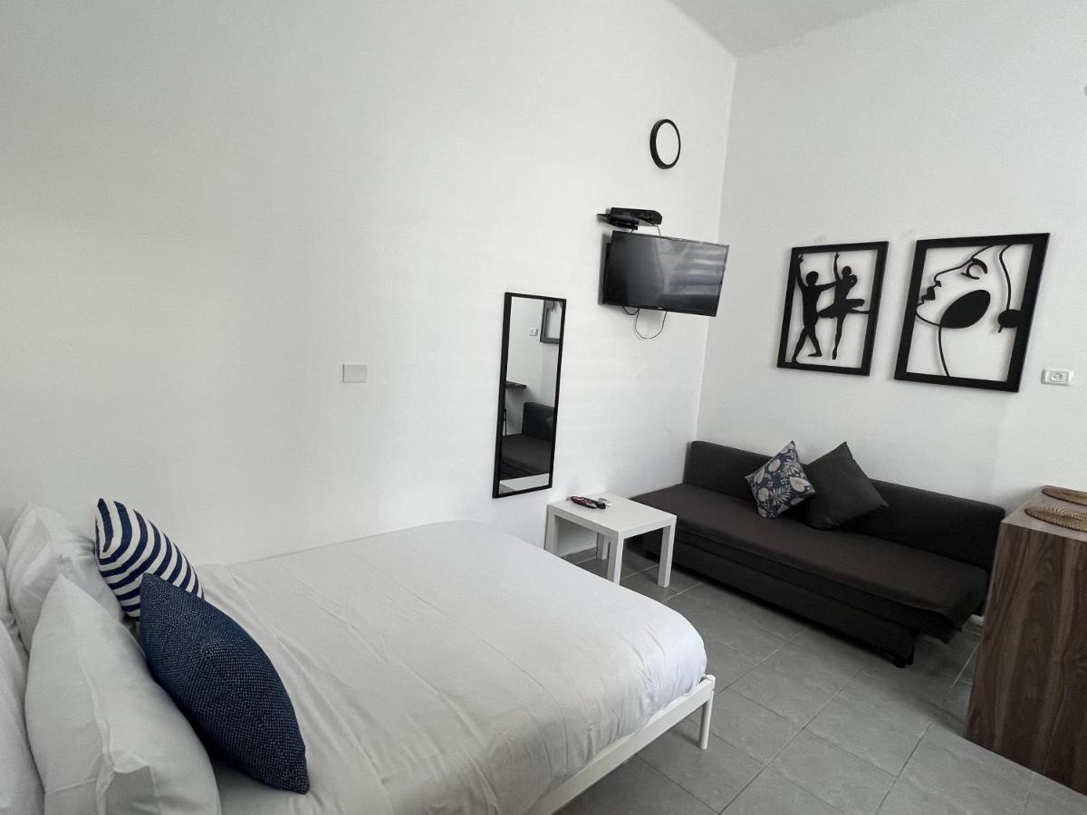 Aspentlv - Hacarmel Market Apartments & Studios テル・アビブ エクステリア 写真